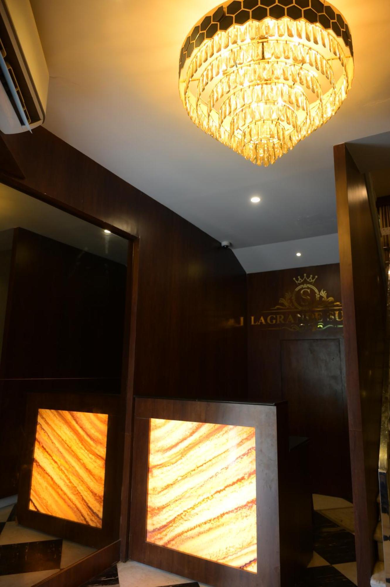 La Grande Suite Karaikal Exterior photo